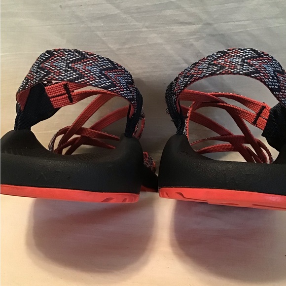 Chaco ZX/2 Classic womens sandal size 7. Preowned - Picture 3 of 4